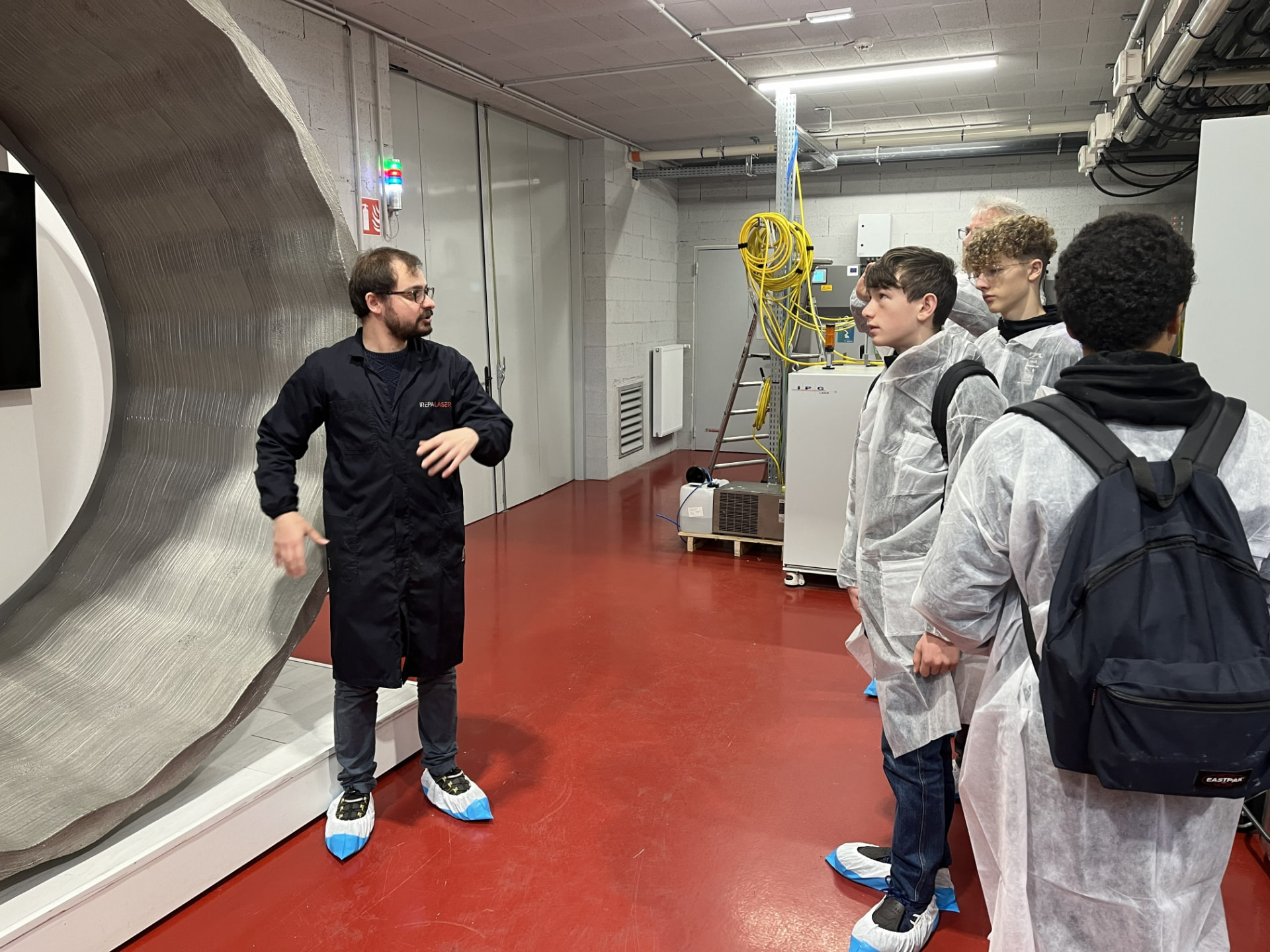 Visite d'entreprise : atelier laser industriel